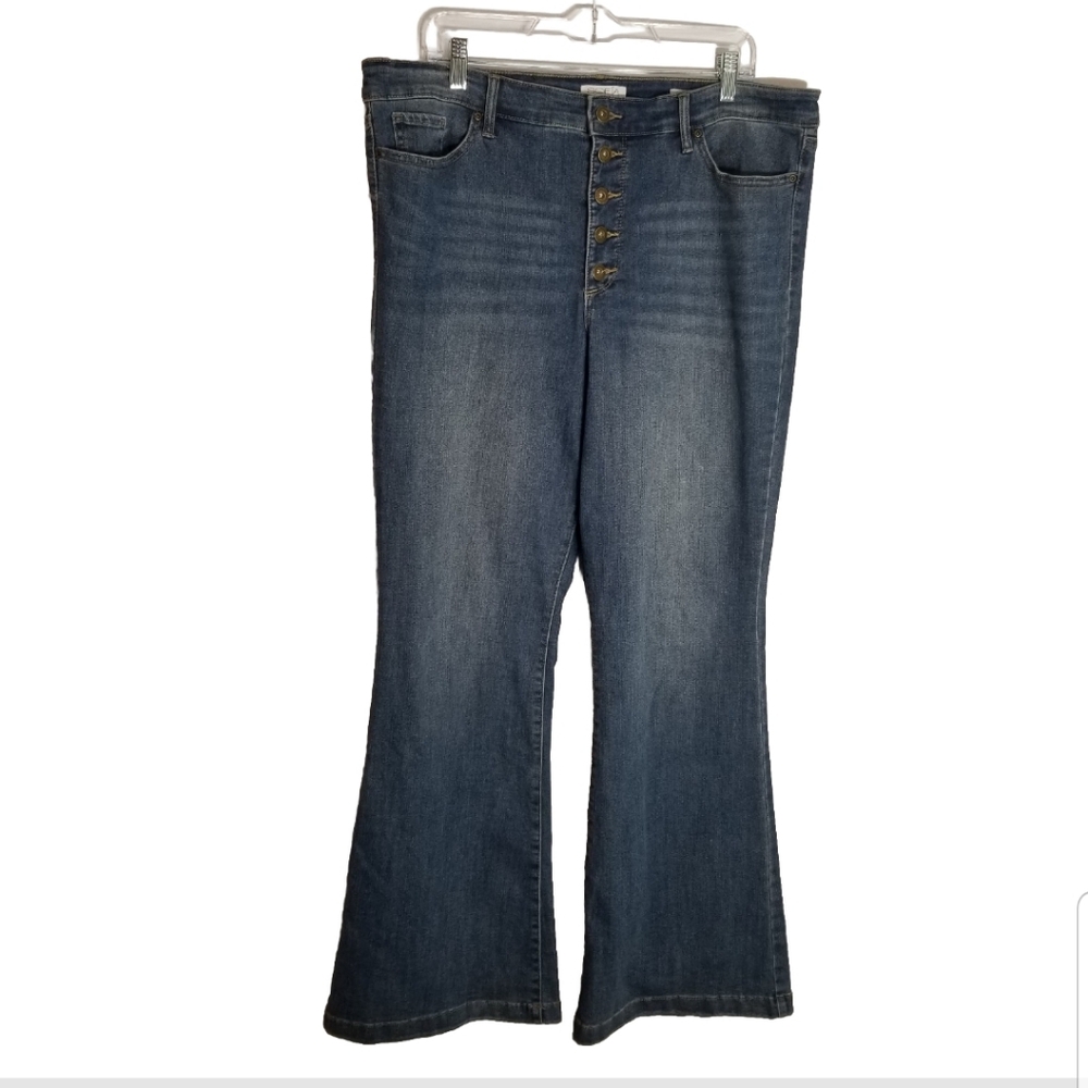 SOFIA Melisa Flare by sofia vergara Dark Wash Blue Flare Jeans Size 18
